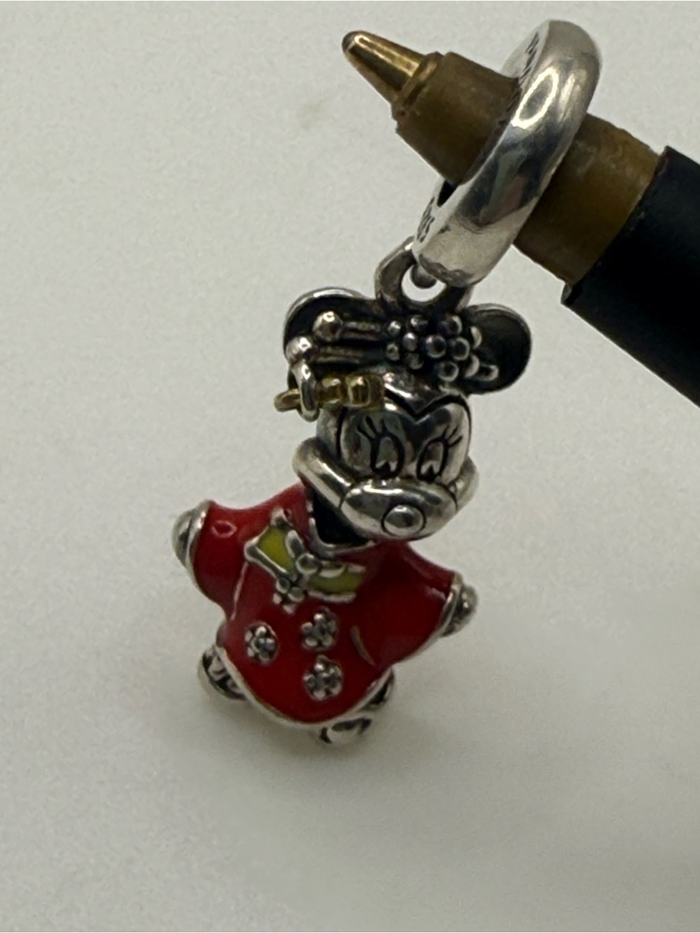 Pandora Disney Asian Minnie in Komono